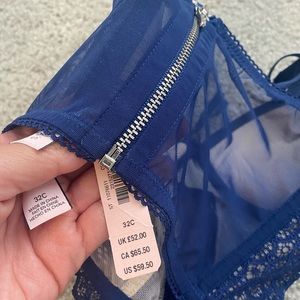 VS bra can use as crop top